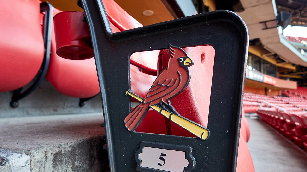 St-Louis-Cardinals-logo.jpg