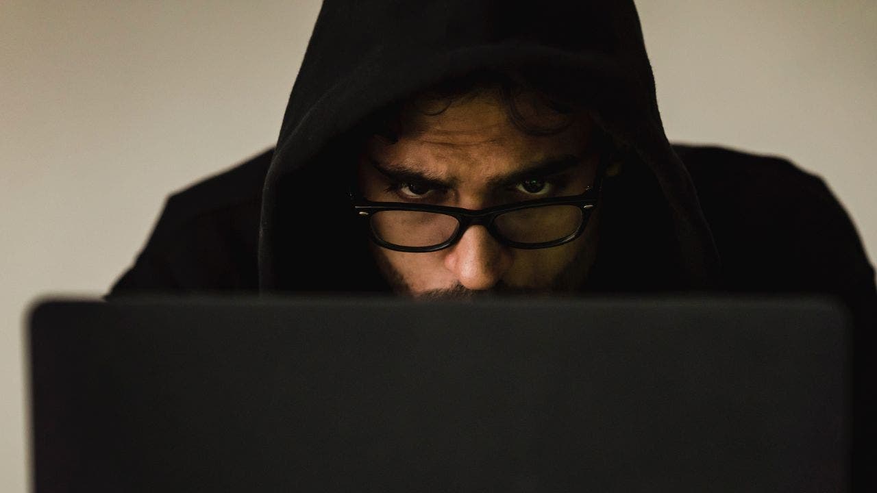 1685113851_1-HACKER-ON-COMPUTER.jpg