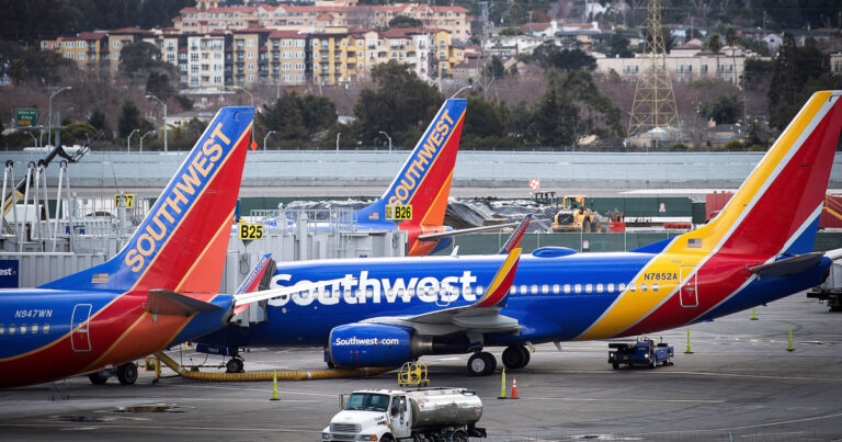 230525-san-francisco-airport-southwest-2018-ac-749p-9daa9a.jpg