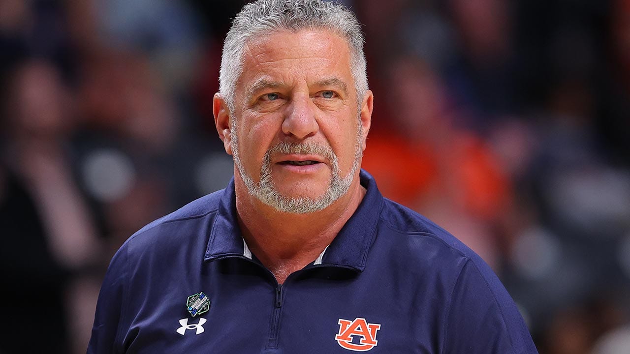 Bruce-Pearl2.jpg