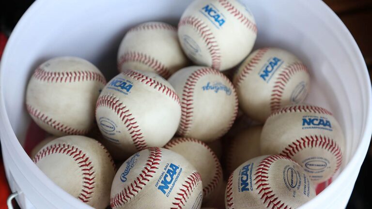 Bucket-of-baseballs.jpg