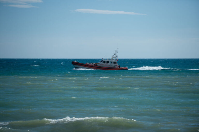 VIDEO-Louisiana-Teen-Reportedly-Jumps-Off-Bahamas-Cruise-Ship-On-A-Dare-Coast-Guard-Calls-Off-Search.jpg