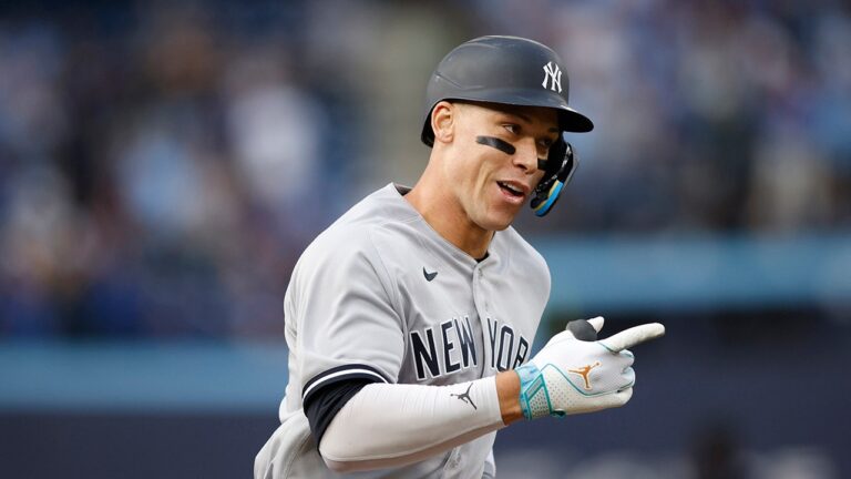 aaron-judge-hr-toronto.jpg