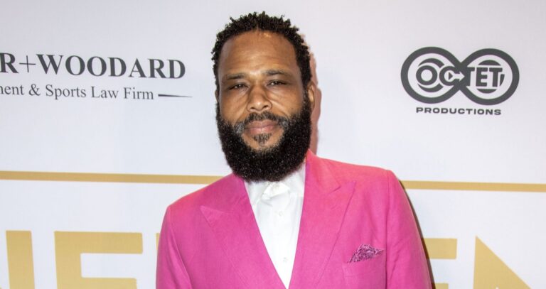 anthony-anderson-black-community-mental-health-scaled-e1684266735865.jpg