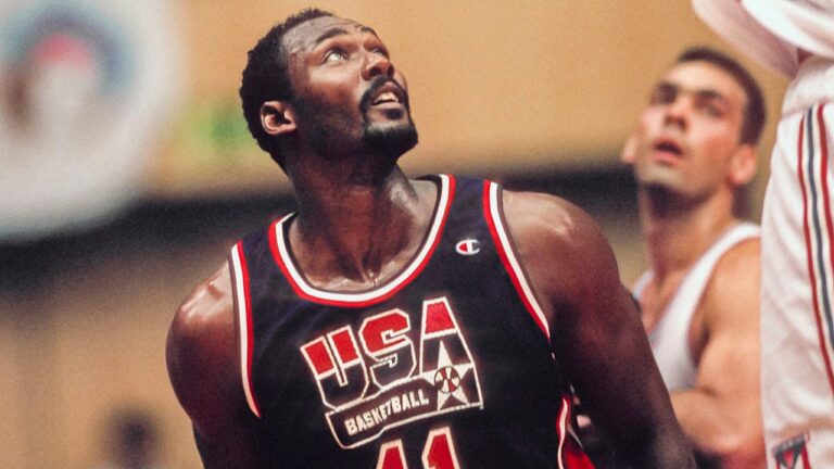 karl-malone-usa.jpg