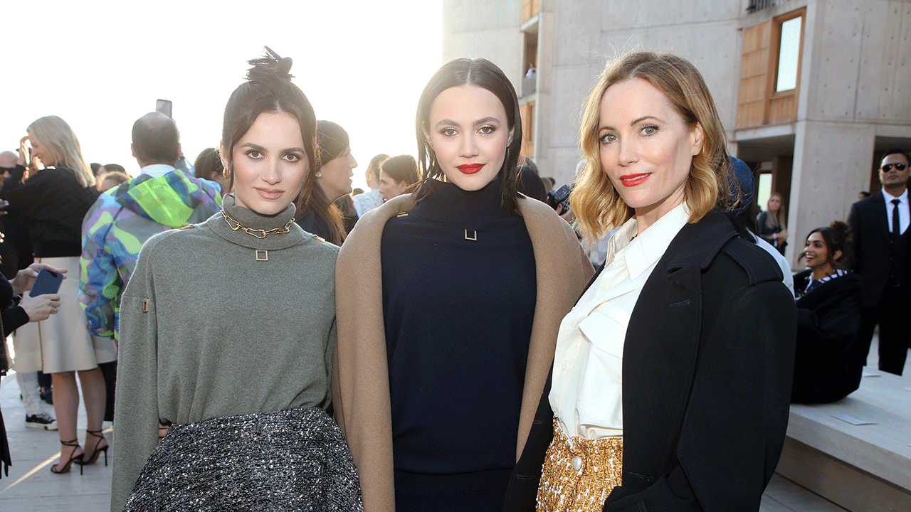 maude-iris-apatow-leslie-mann.gif