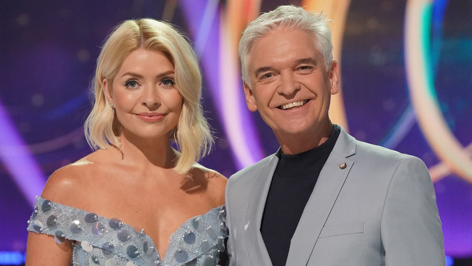 skynews-holly-willoughby-phillip-schofield_6123528.jpg