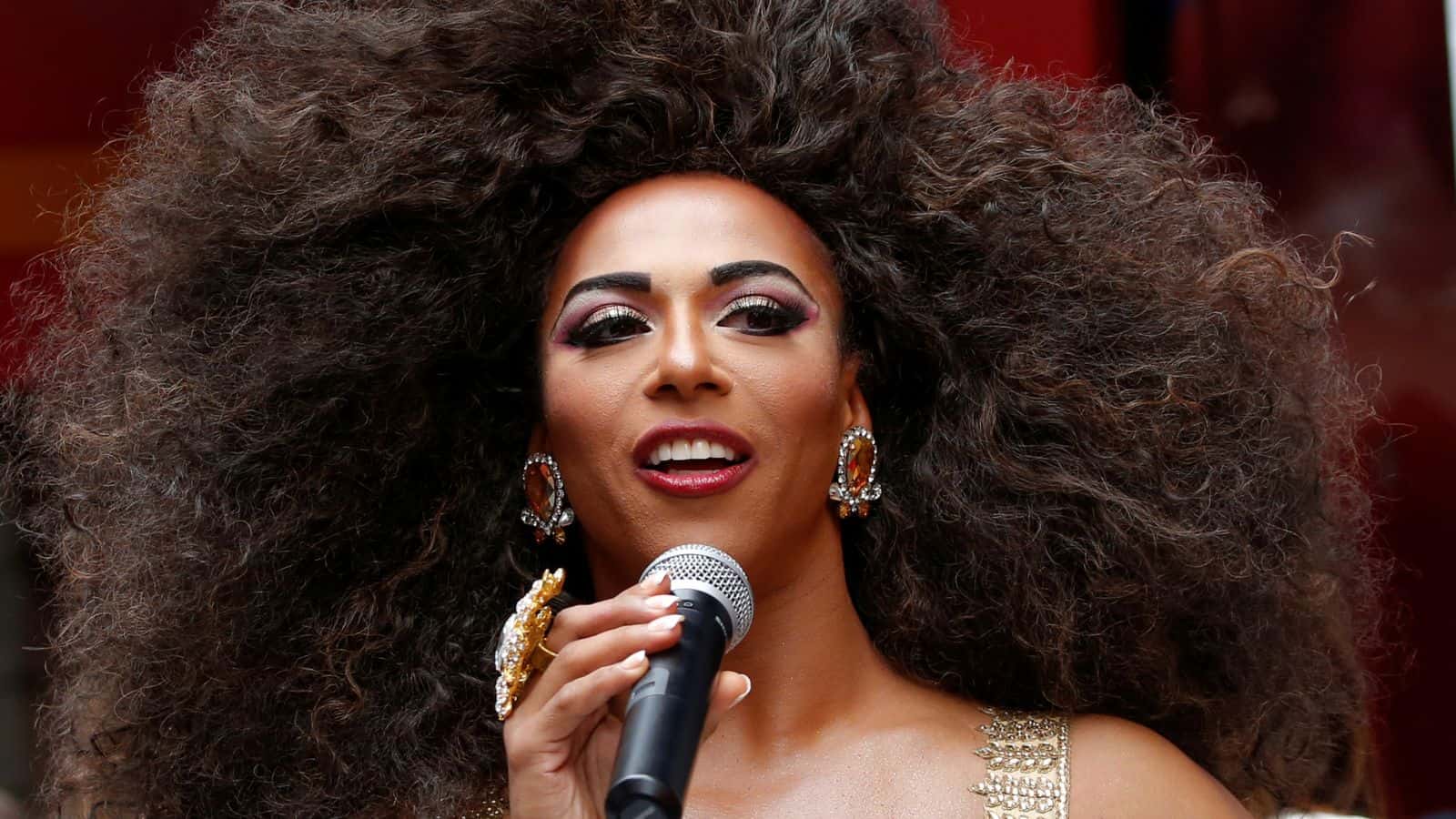 skynews-shangela-drag-queen_6144184.jpg