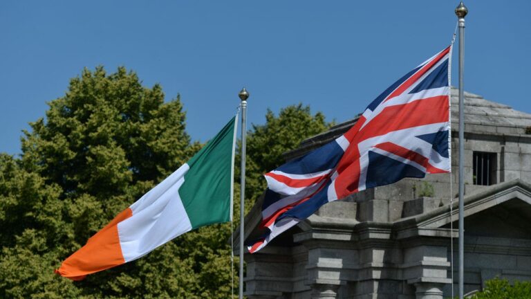 uk_ireland_flags.jpg