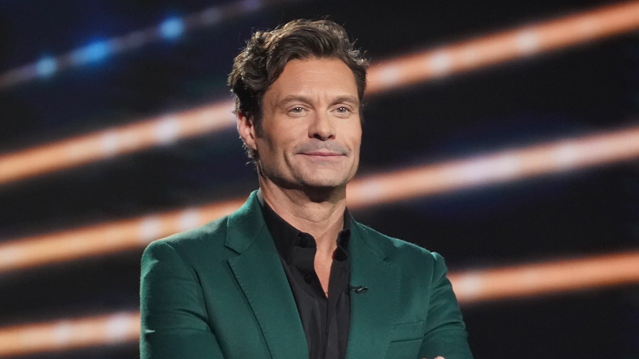 5d741a58-Ryan_Seacrest.jpg