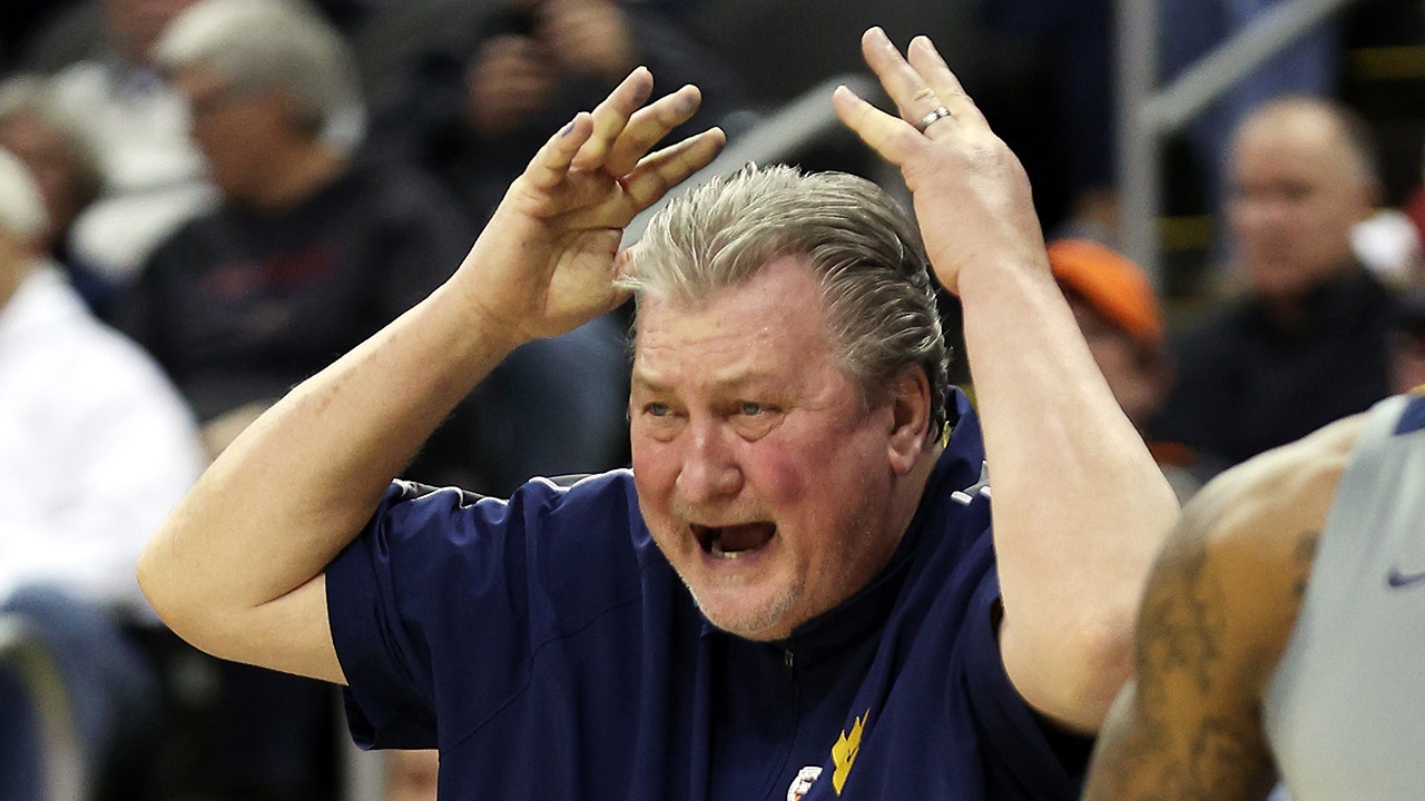 Bob-Huggins2.jpg