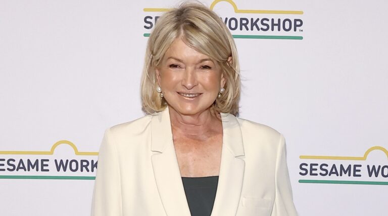 Make-America-Commute-Again-Martha-Stewart-Says-Remote-Work-Is-Sending-Our-Country-Down-The-Drain.jpg