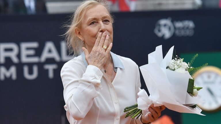 Martina-Navratilova.jpg