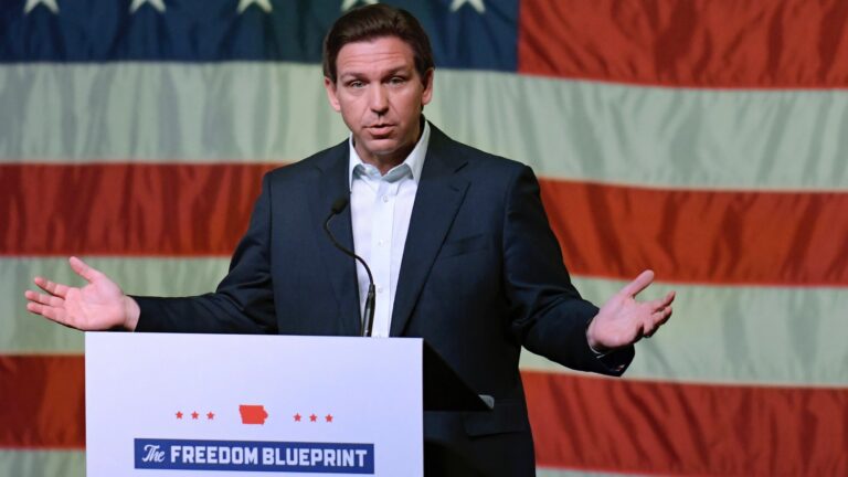 Ron-DeSantis-Davenport-Iowa-March-10-2023.jpg