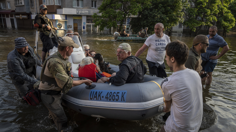 Ukraine-dam-rescue.png