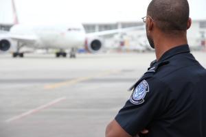 dtw_cbpo_watches_as_an_aircraft_arrives_in_detroit.jpg