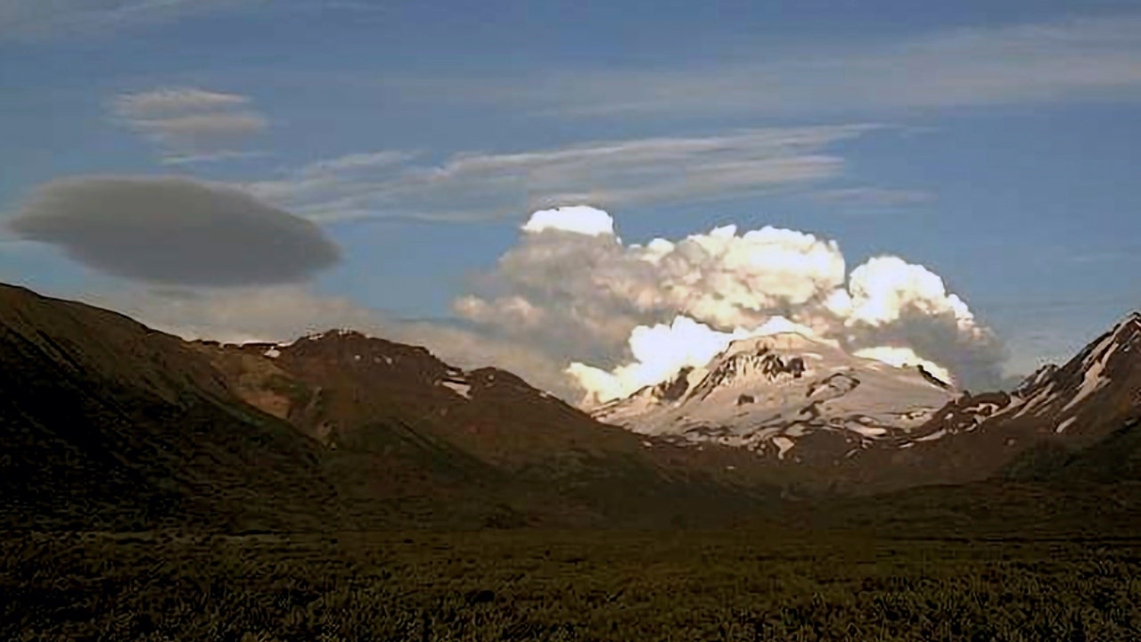 Alaska-Volcano.jpg