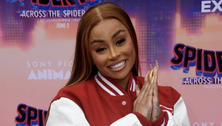 Blac-Chyna-Emotional-Honorary-Doctorate-scaled.jpg