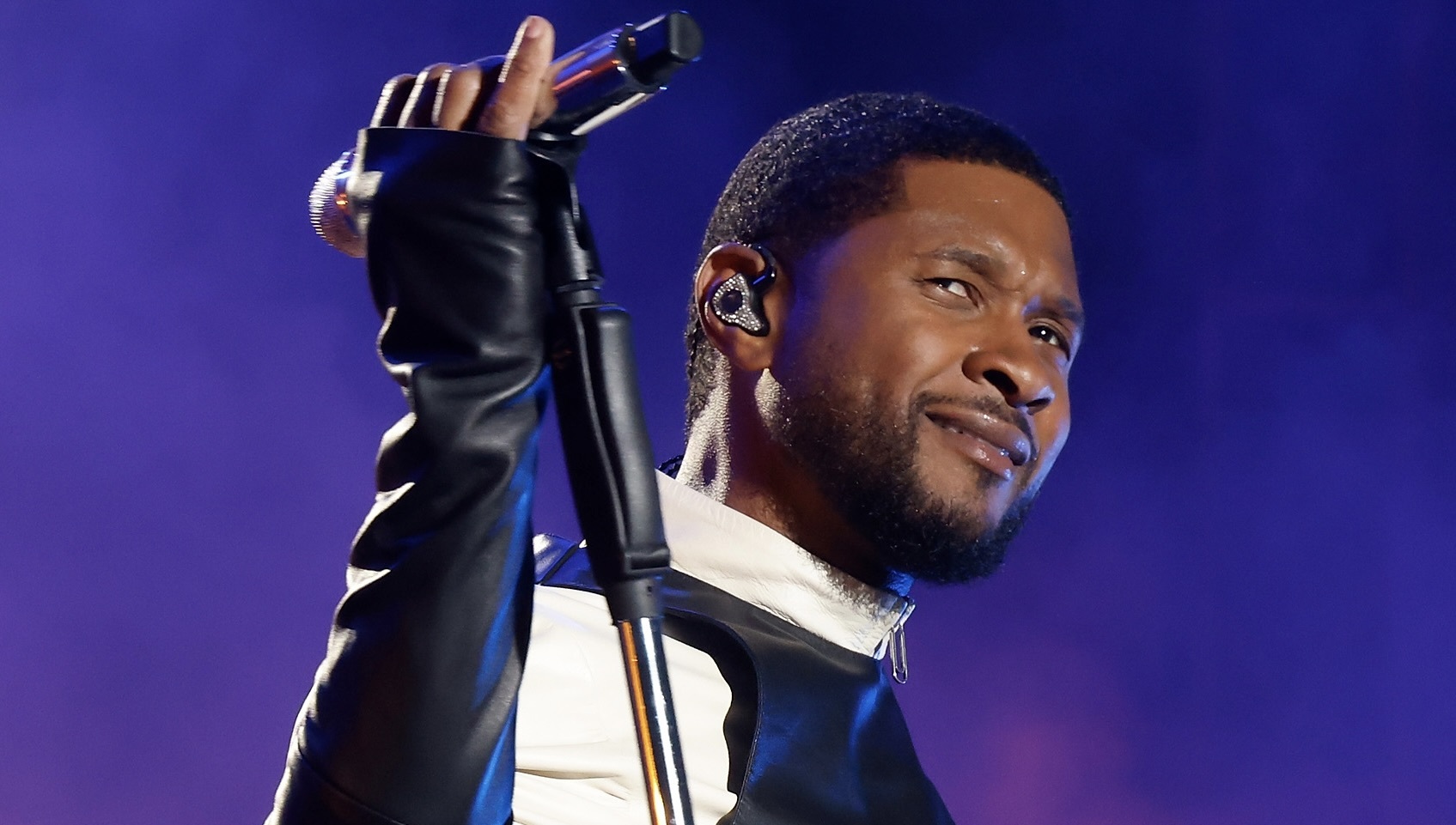 Spicin-It-Up-Usher-Details-Wanting-To-Try-Different-Things-Through-Las-Vegas-Residency.jpg