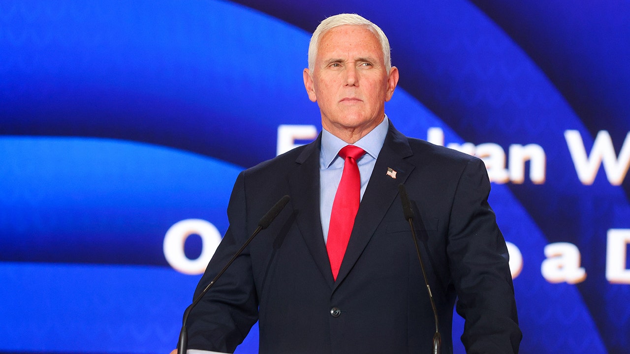 mike-pence-paris-ncri-01.jpg