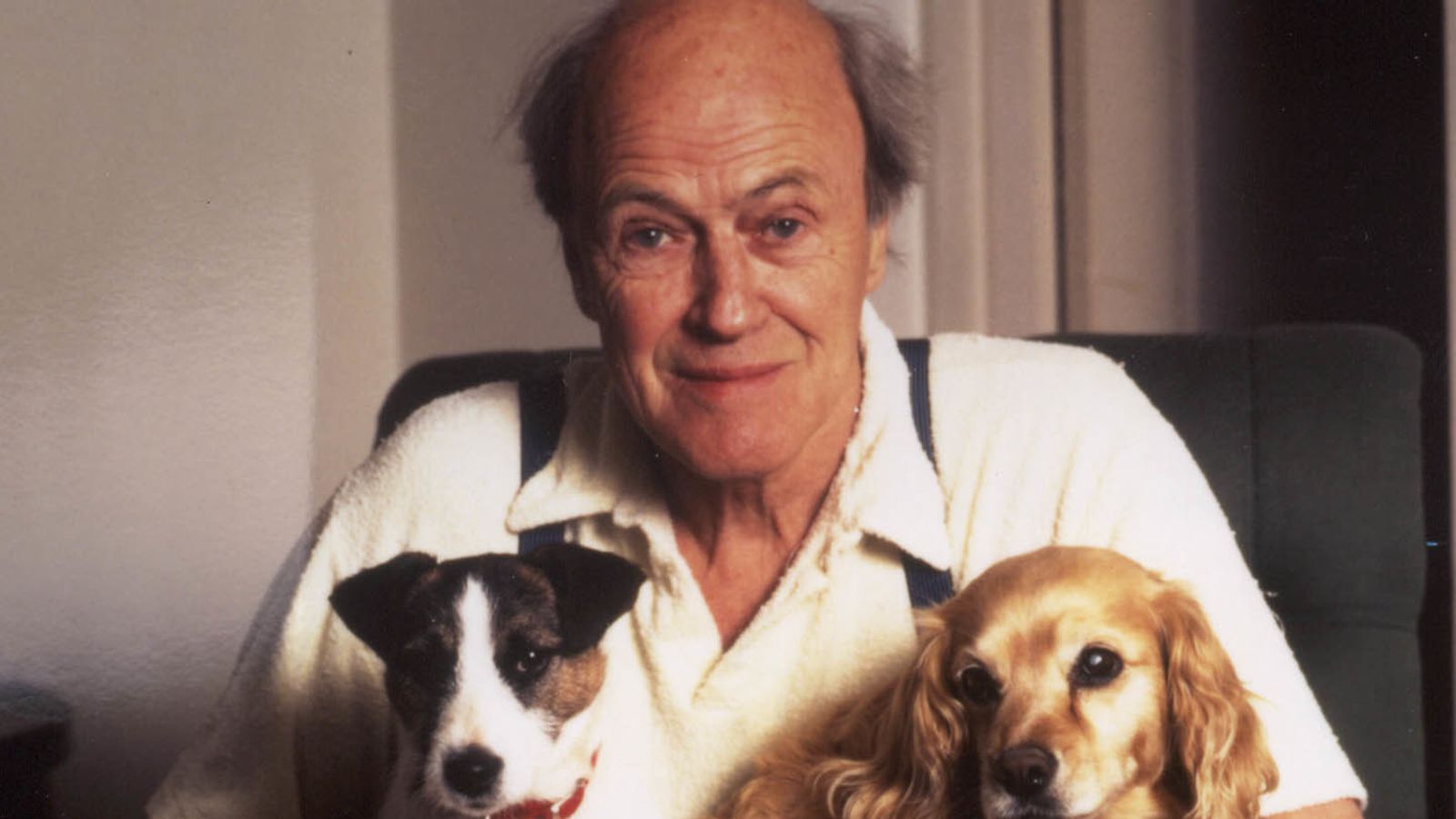 skynews-roald-dahl-book_6063472.jpg