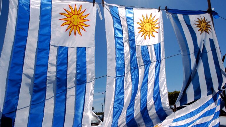 uruguayan_flags.jpg