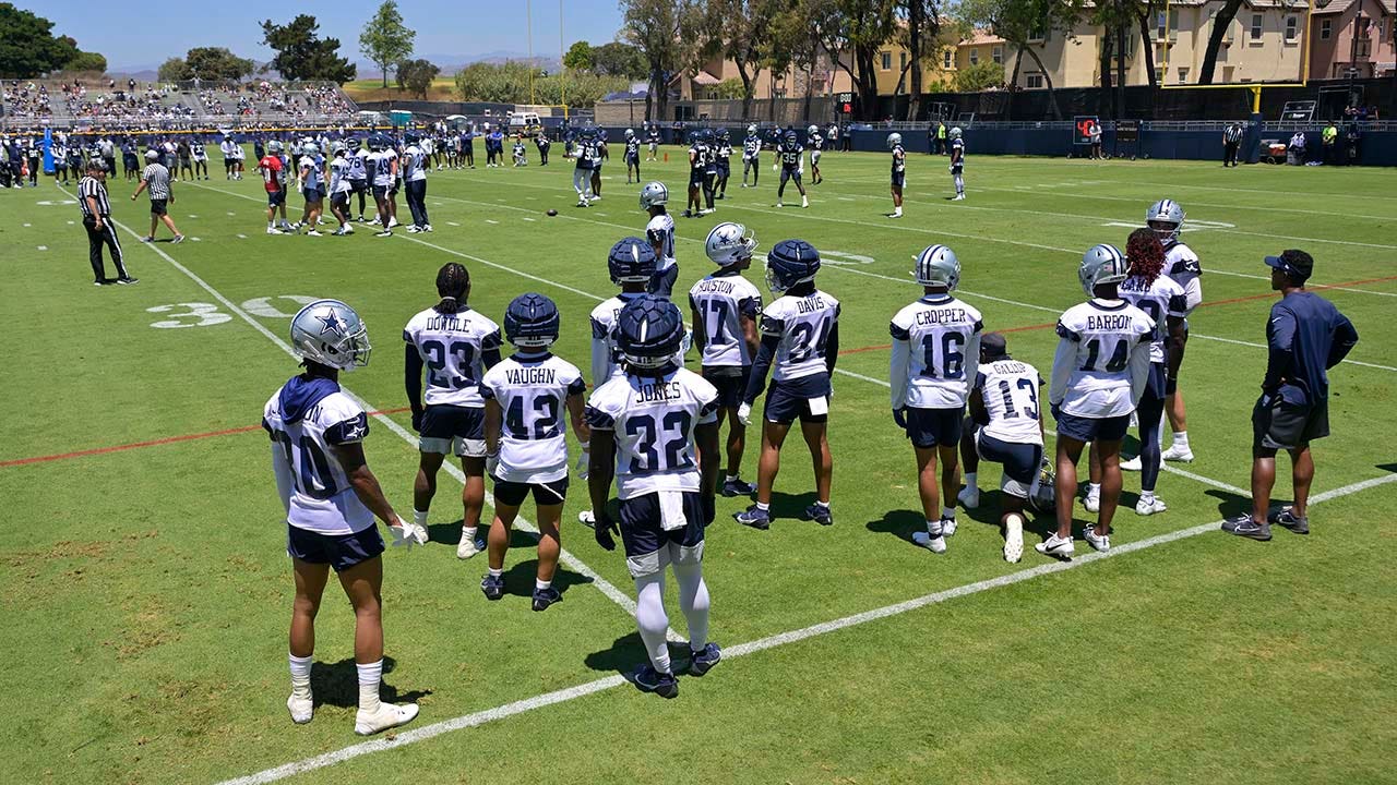 Dallas-Cowboys-practice.jpg