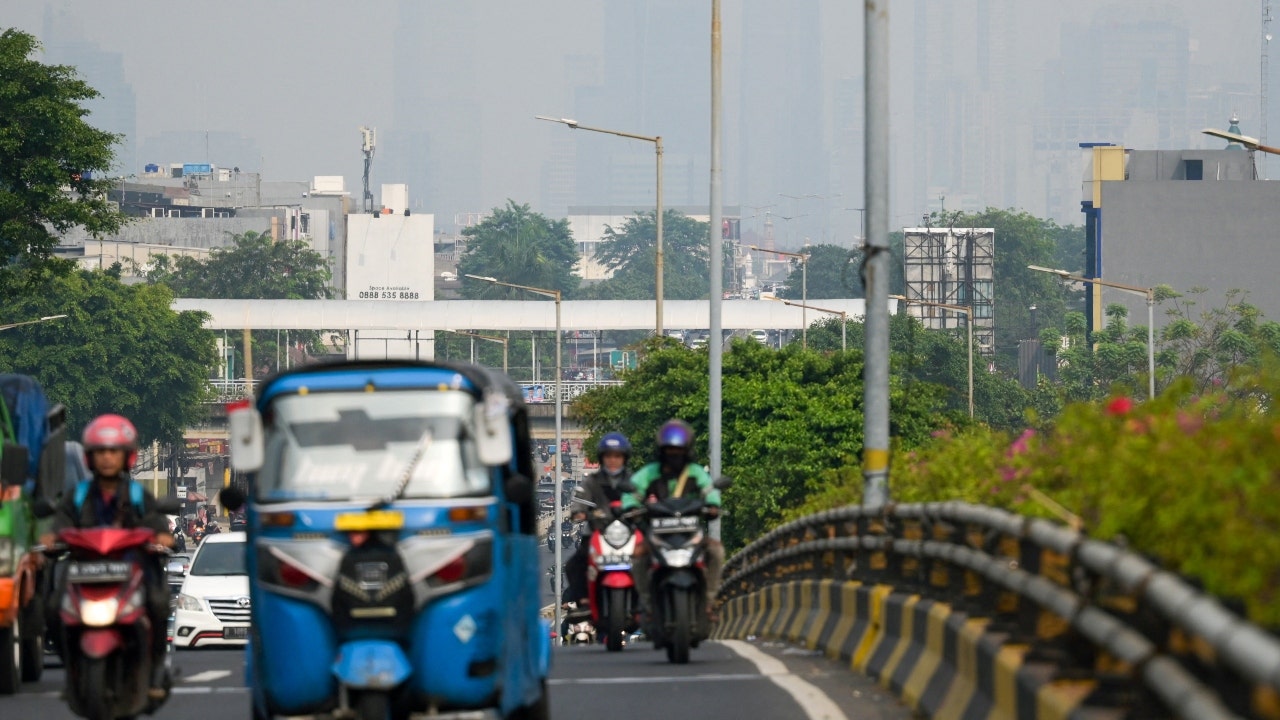 Jakarta-Transportation.jpg