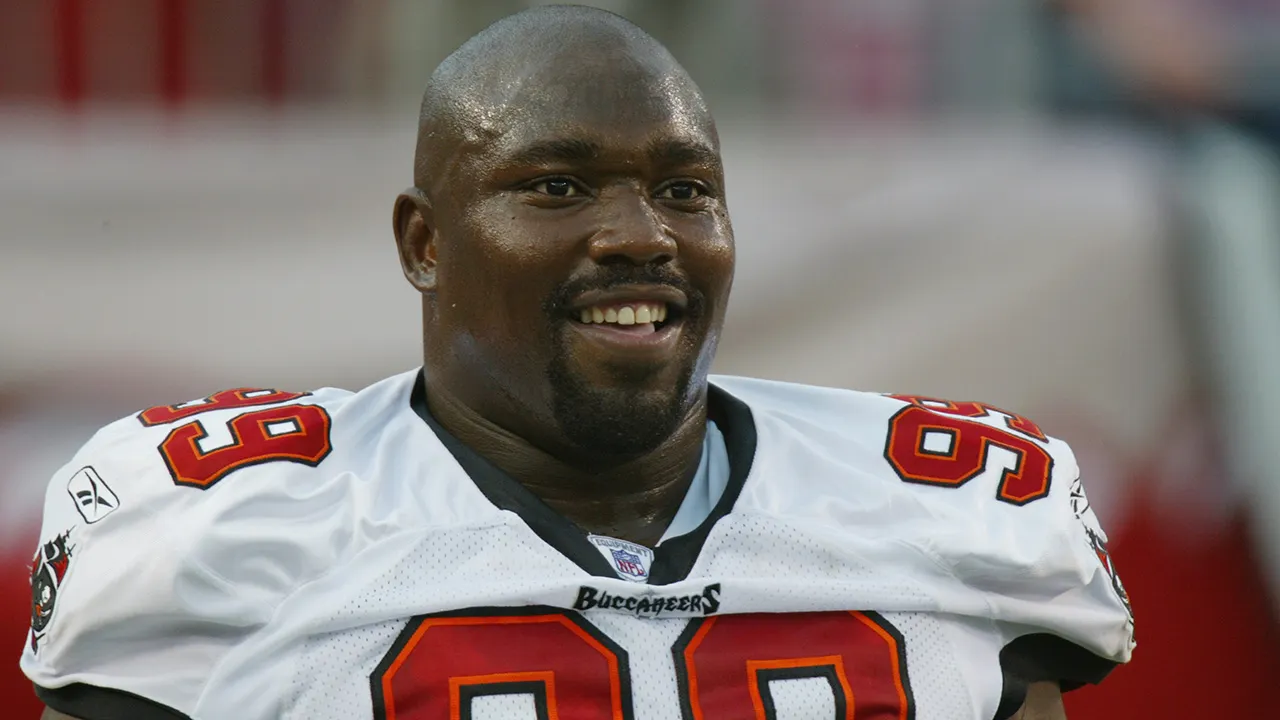 Warren-Sapp3.jpg