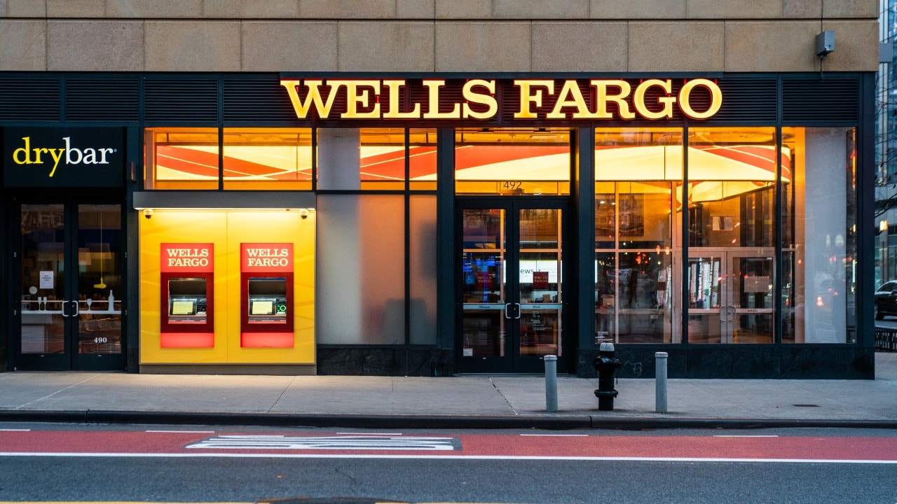 Wells-Fargo-NYC.jpg