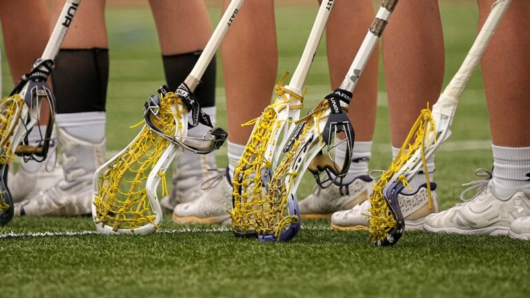 Womens-lax-sticks.jpg