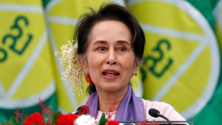 aung_san_suu_kyi.jpg