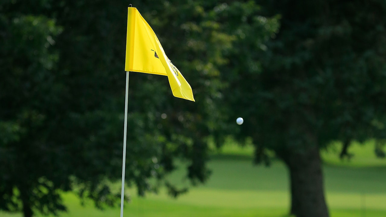 golf-flag.jpg