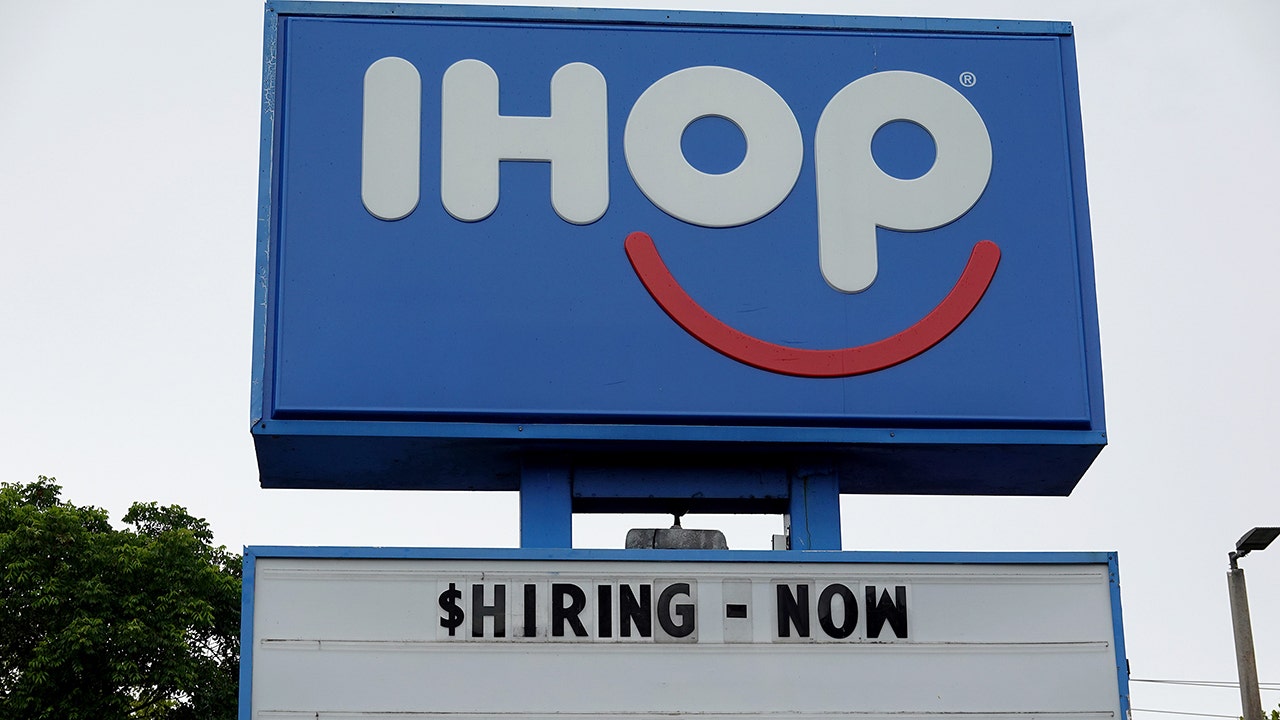 ihop-sign-getty-images.jpg