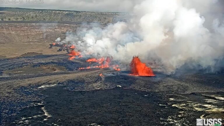 Kilauea-eruption.jpg