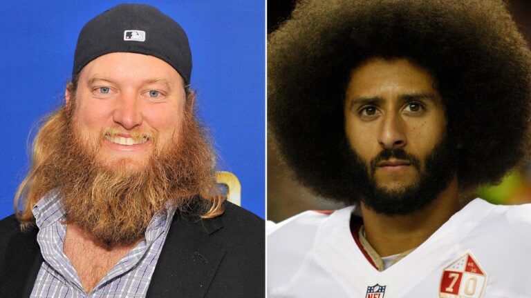 Nick-Mangold-Colin-Kaepernick.jpg