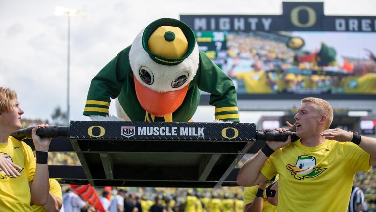 Oregon-Duck.jpg