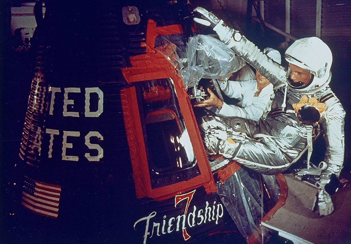 John-Glenn-Friendship-7_Credit_NASA_1400x975.jpg