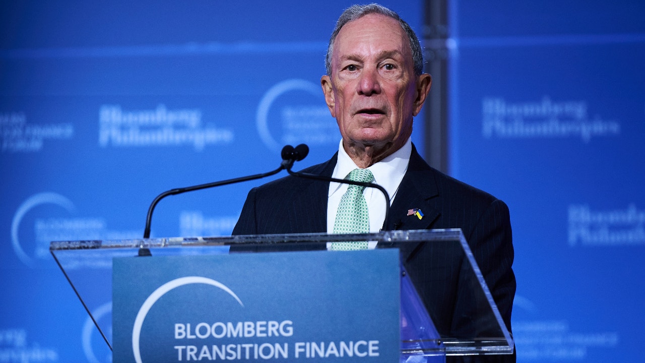 Michael-Bloomberg-speaking.jpg