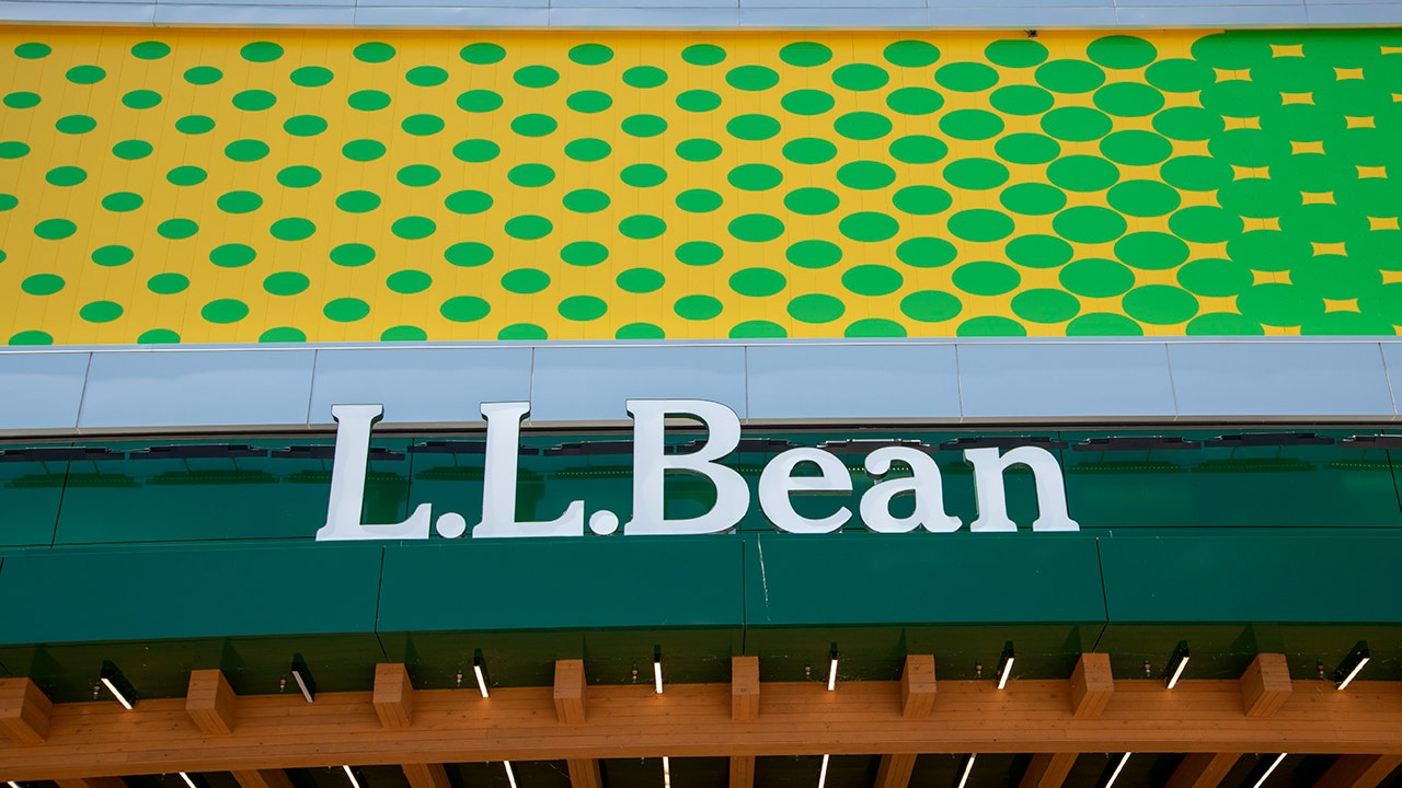 ll-bean-logo.jpg