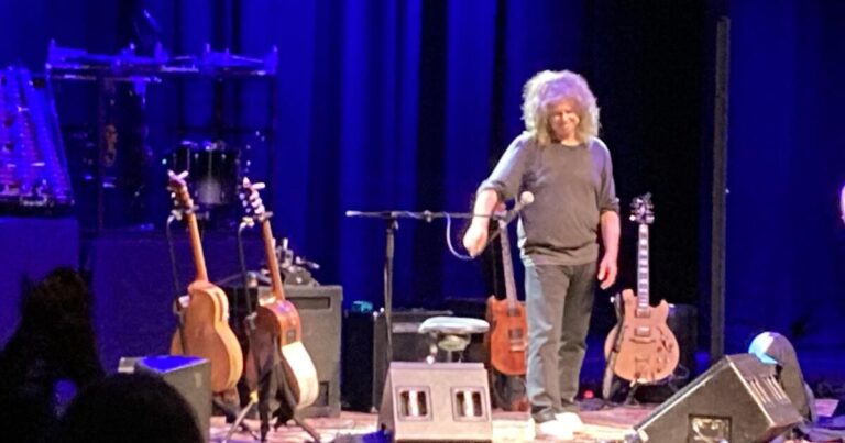 pat-metheny-at-the-magnolia.jpg