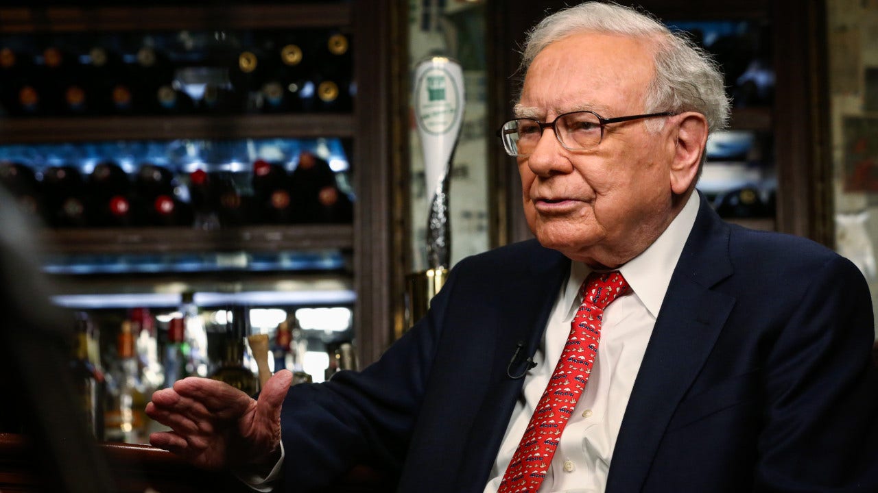 warren-buffett-berkshire-hathaway.jpg