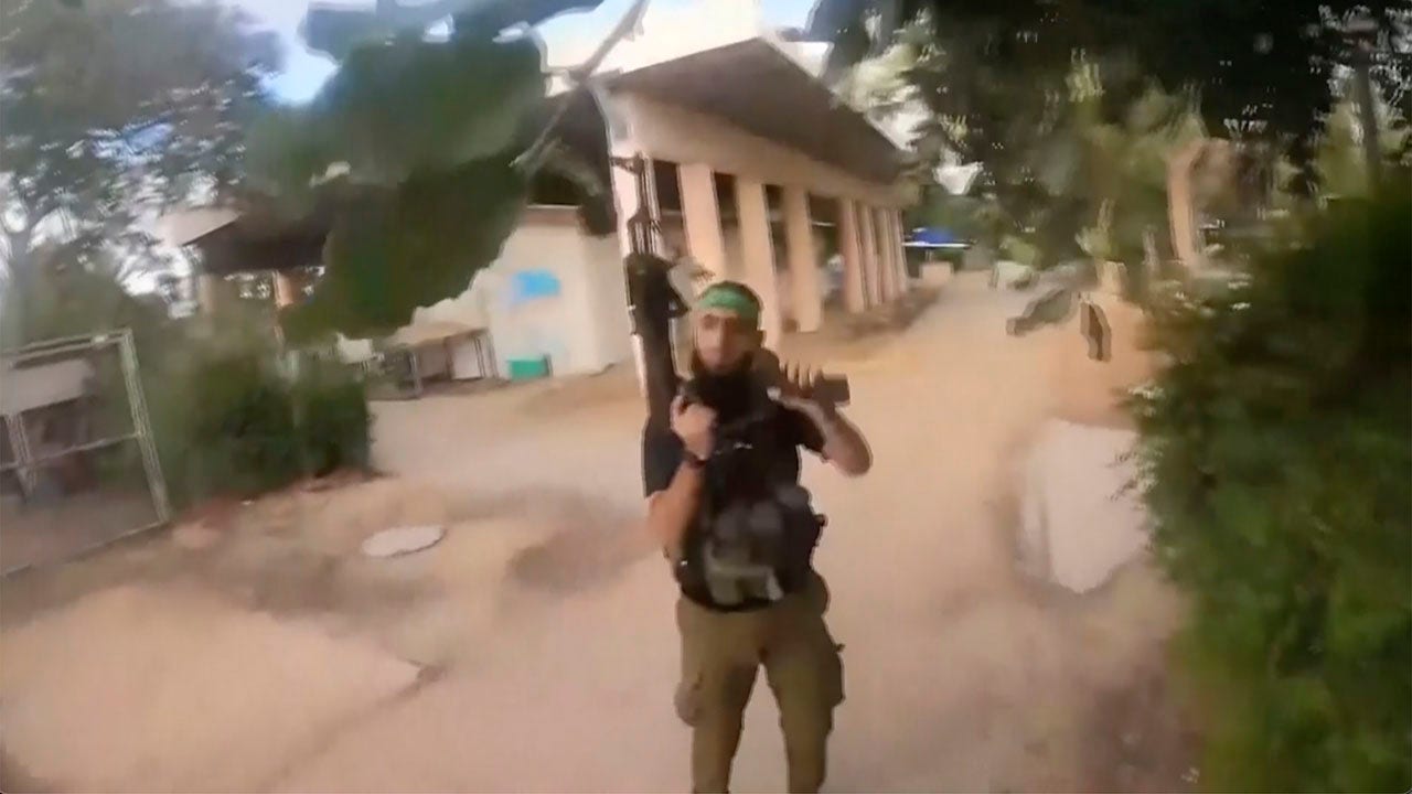 Hamas-fighter.jpg