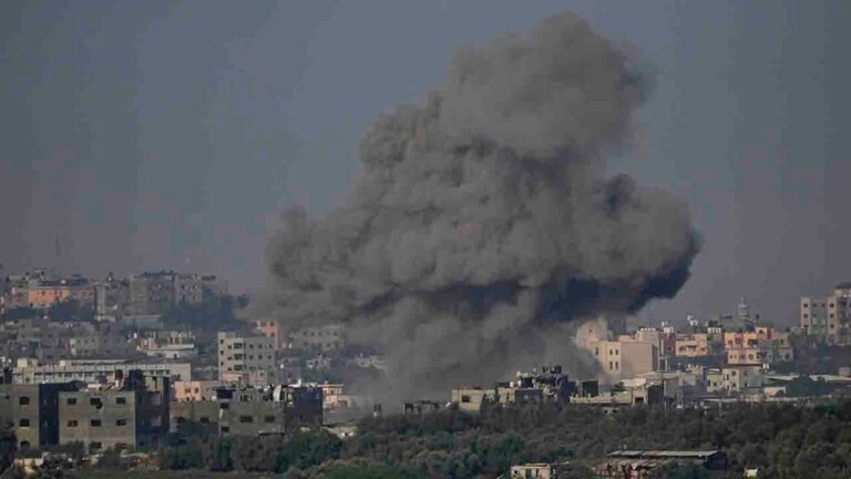 Israeli-airstrike-gaza-AP.jpg