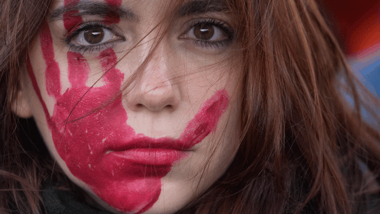 Italy-Womens-Demonstration.gif