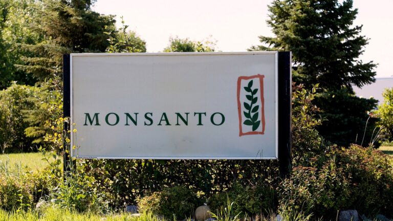 Monsanto-Sign-2.jpg