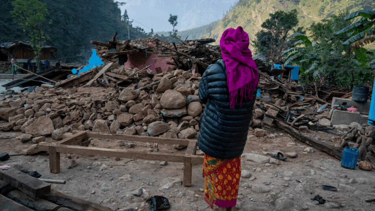 Nepal-Earthquake.gif