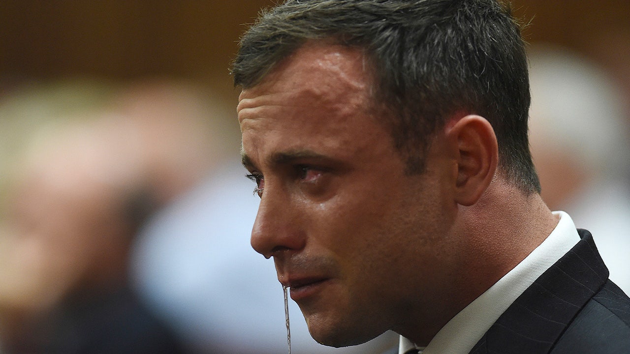 Oscar-Pistorius-weeping_.jpg