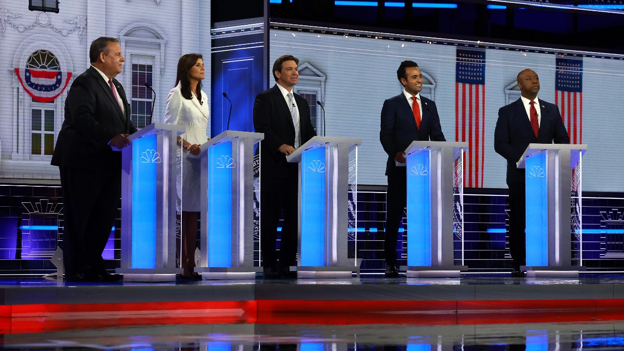 Republican-GOP-debate-Miami-candidates.jpg