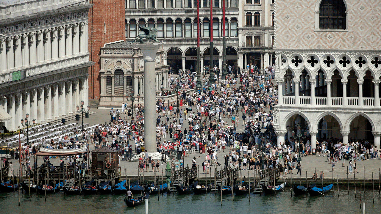 Venice-Tourism.gif